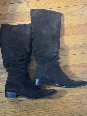 High End Vero Cuoio Brown Suede Scrunch Boot